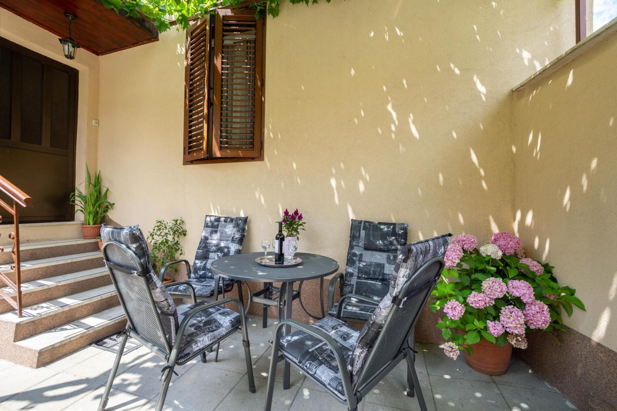 Antique Garden Villa Сплит Экстерьер фото
