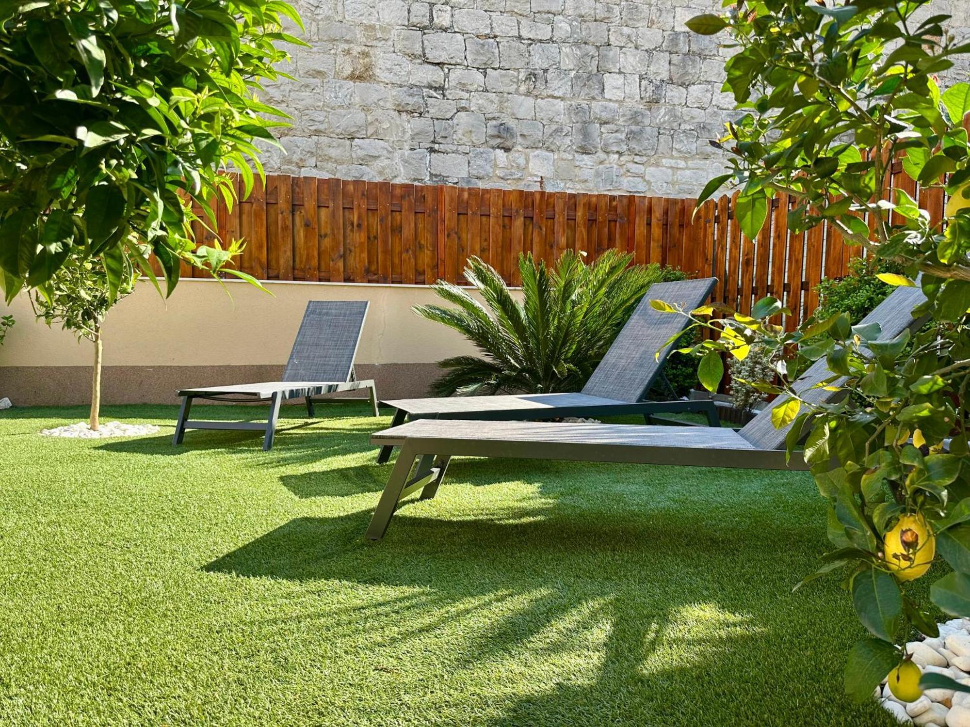 Antique Garden Villa Сплит Экстерьер фото